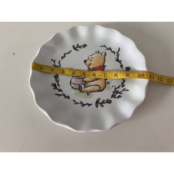 Set Of 2 Disney Winnie The Pooh Walk Along Scalloped Dinner Ceramic Plates NEW - Picture 13 of 13